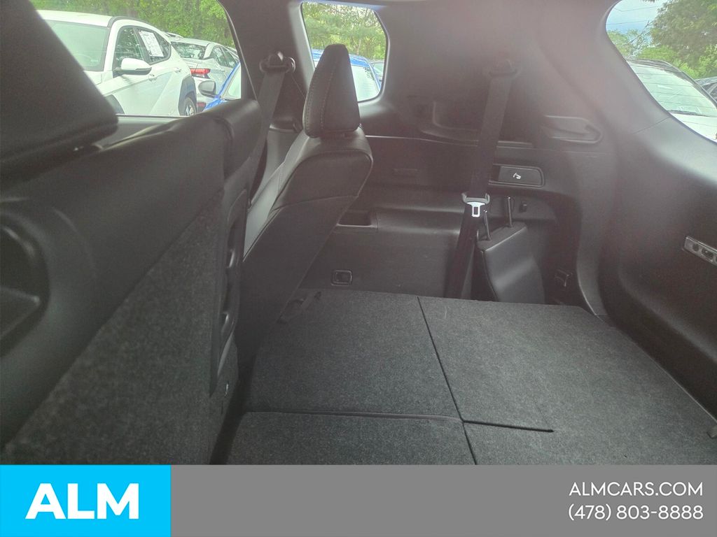 Used 2024 Silver Mitsubishi SE image 14