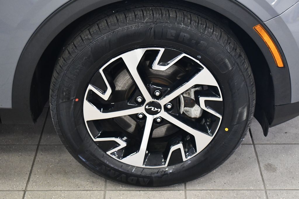 Thumbnail: 2023 Kia Sportage - 11