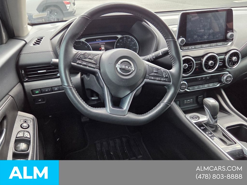 Used 2024 Gray Nissan SV image 8