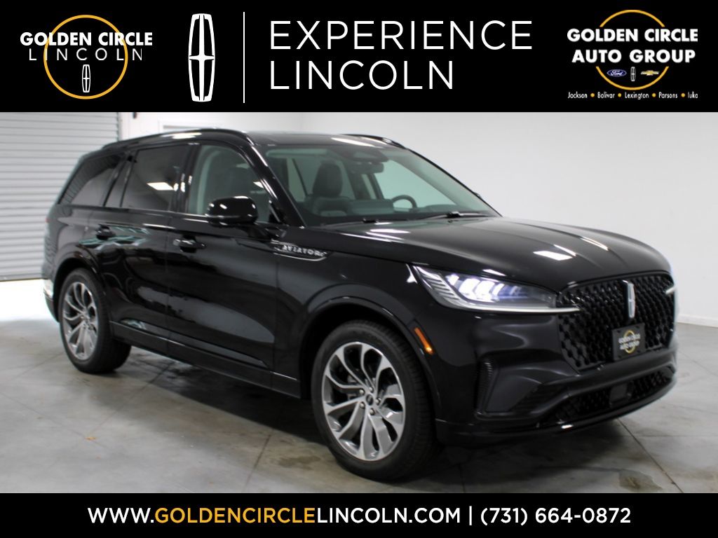 Infinite Black Metallic Clearcoat 2026 Lincoln Aviator SUV / Crossover Rear-Wheel Drive Automatic