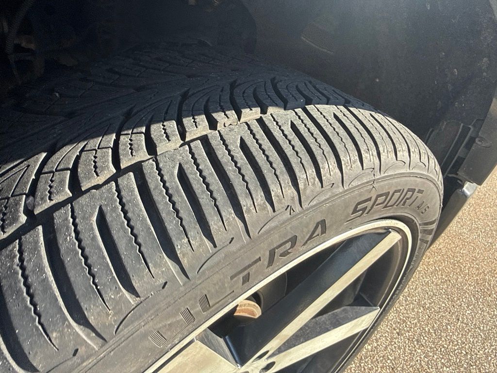 2019 Magnetic Metallic Ford F-150 XLT RWD Truck