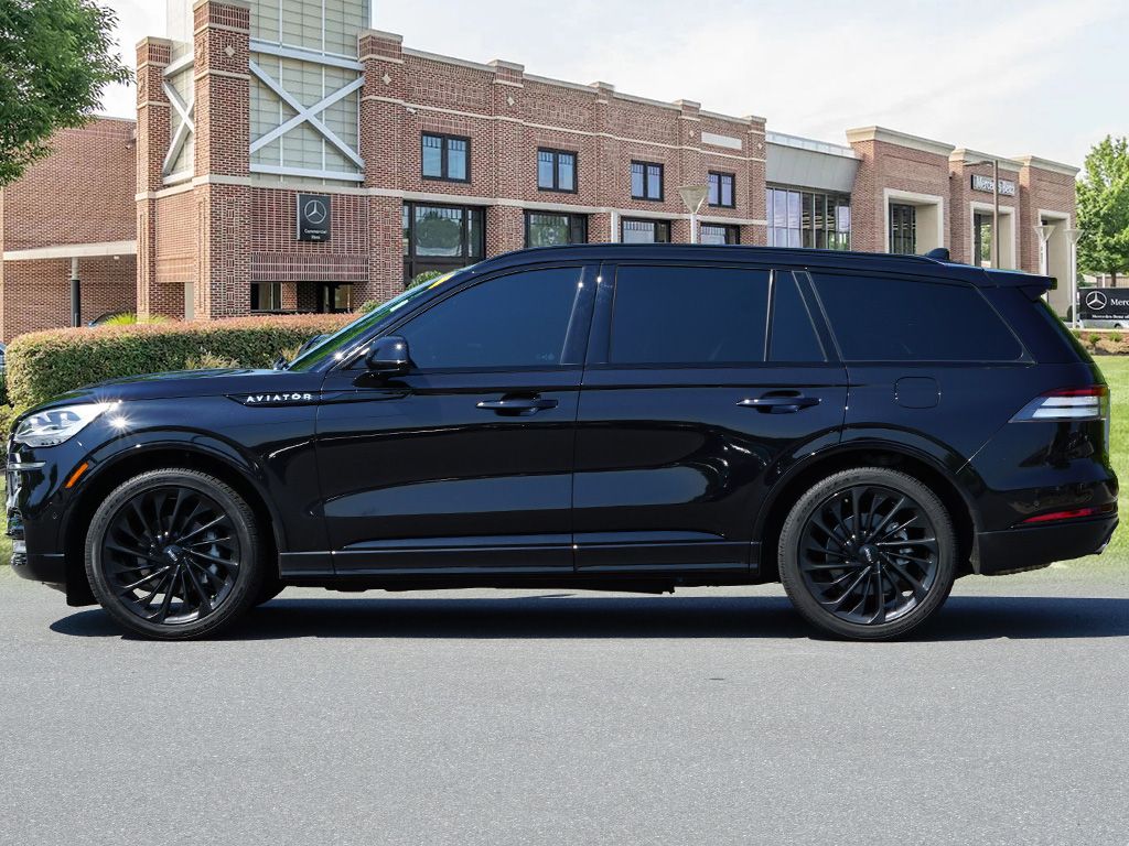 Thumbnail: 2024 Lincoln Aviator - 5