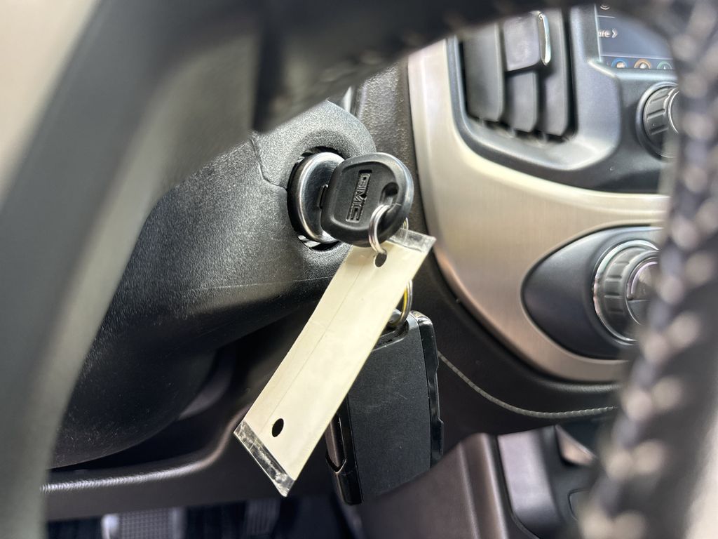 2019 GMC Canyon Denali White at AutoSavvy Houston Southwest