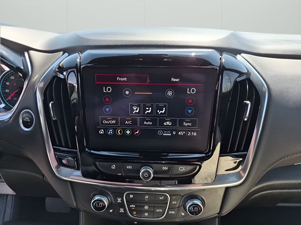 Used Car 2023 Chevrolet Traverse  Lt For Sale Under $30,000 In Austin, Texas