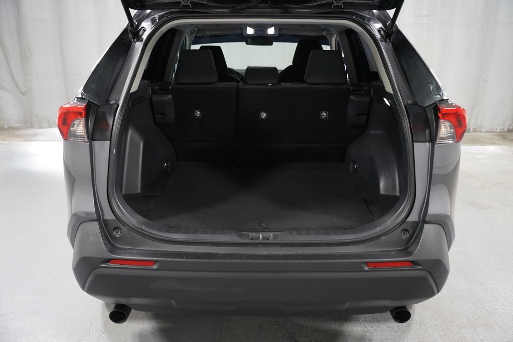 Thumbnail: 2024 Toyota RAV4 - 32