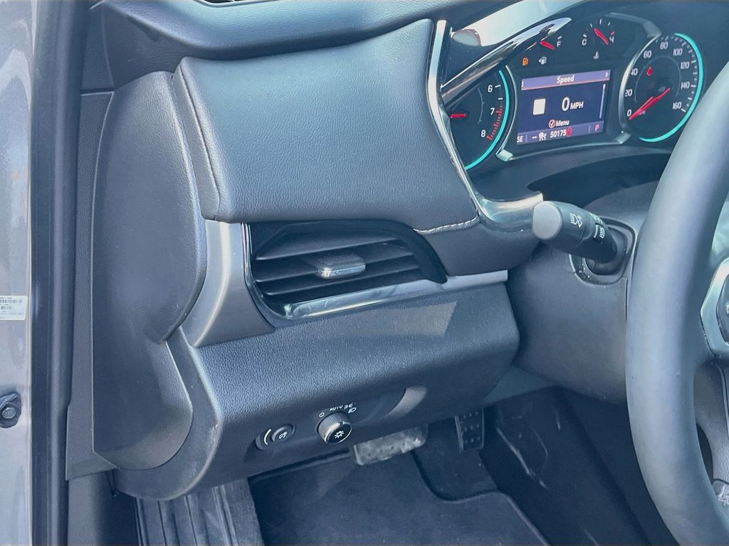 Used 2023 Gray Chevrolet LT Leather image 10