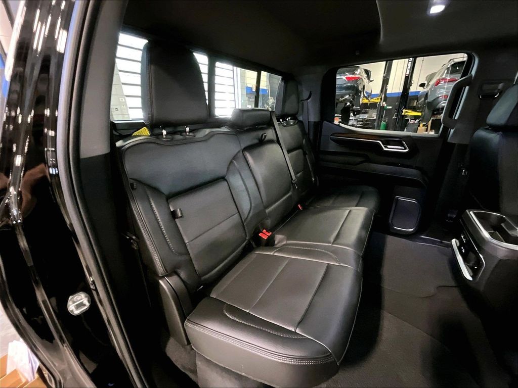 2024 GMC Sierra 1500 — photo 16