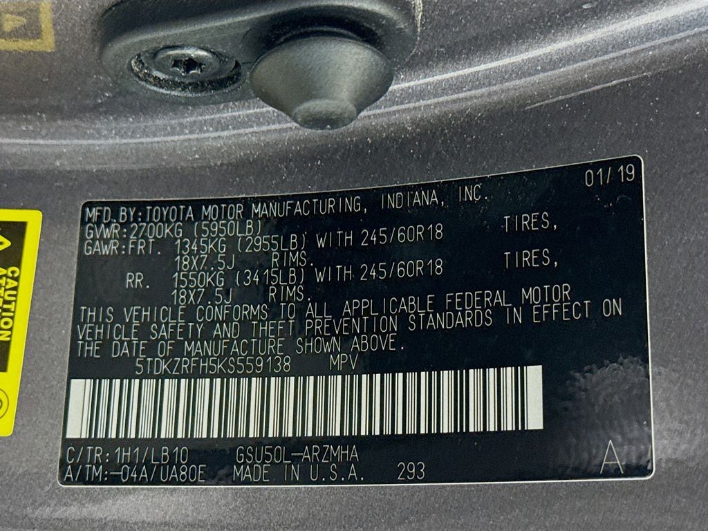 Thumbnail: 2019 Toyota Highlander - 32