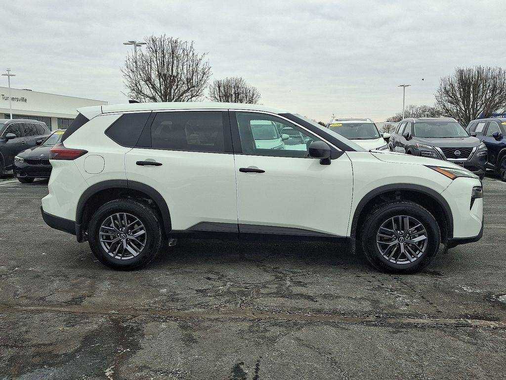 Thumbnail: 2025 Nissan Rogue - 8