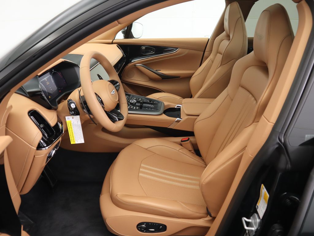 Thumbnail: 2026 Aston Martin DBX - 20
