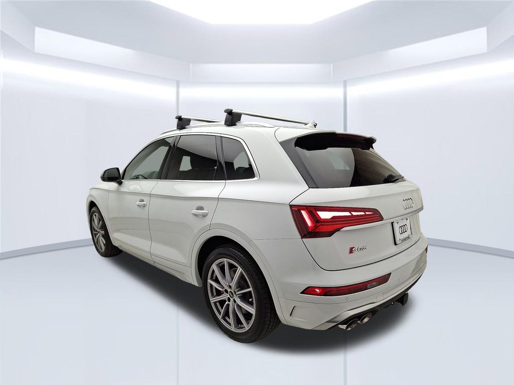 Thumbnail: 2023 Audi SQ5 - 6
