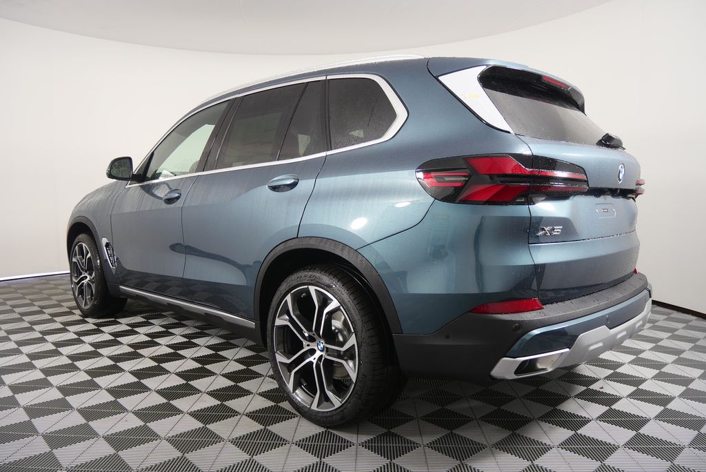 Thumbnail: 2026 BMW X5 - 5