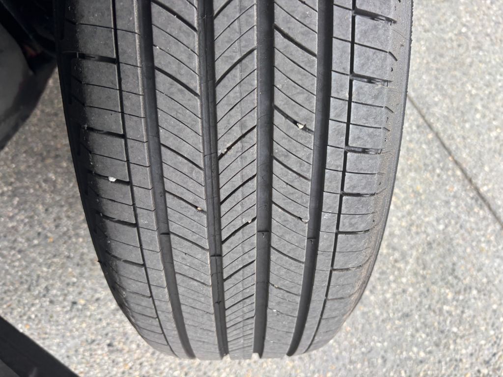 Thumbnail: 2024 Toyota RAV4 - 29