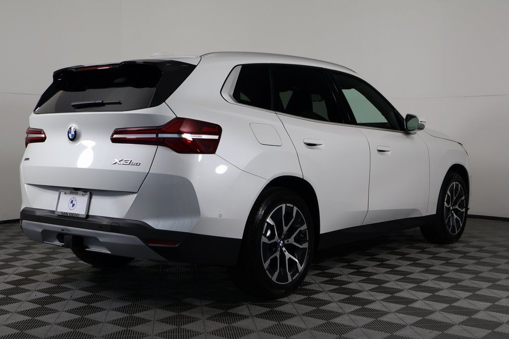 Thumbnail: 2026 BMW X3 - 2