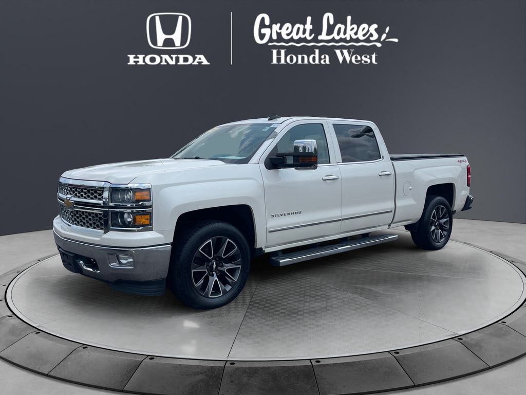 White Diamond Clearcoat 2015 Chevrolet Silverado 1500 Pickup Truck Four-Wheel Drive 6-Speed Automatic Overdrive