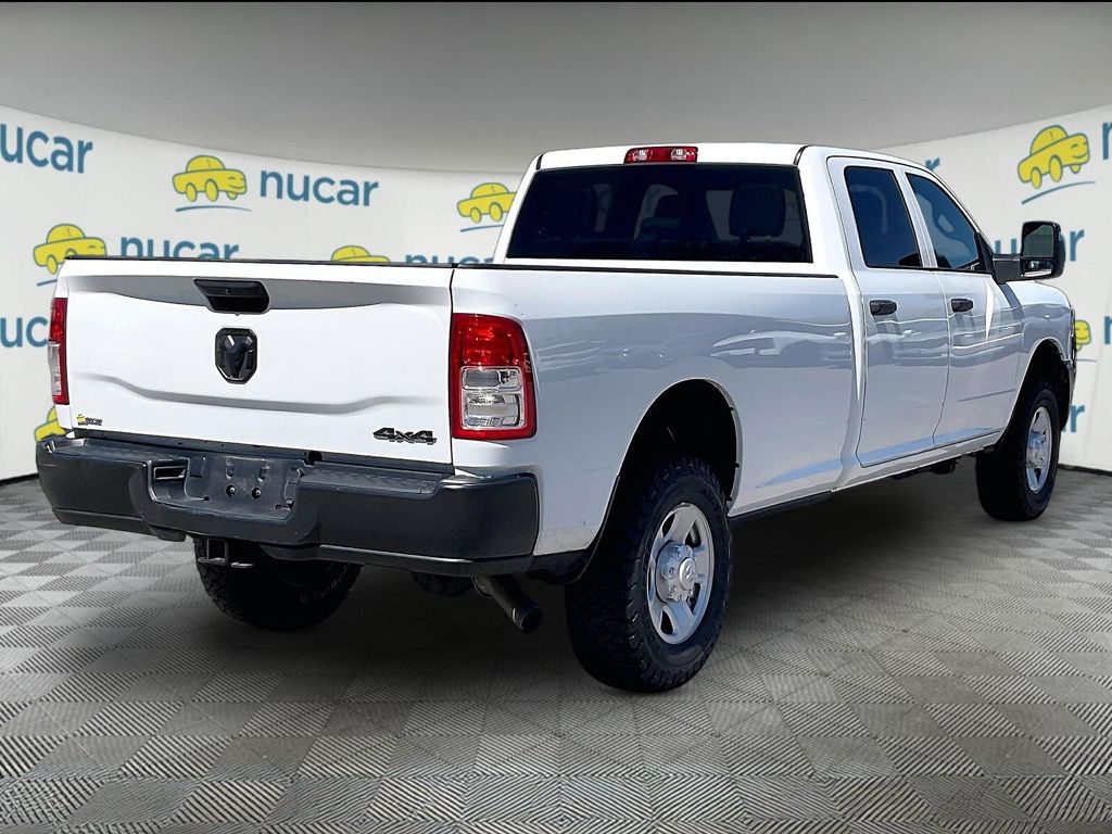 2023 Ram 3500 — photo 6
