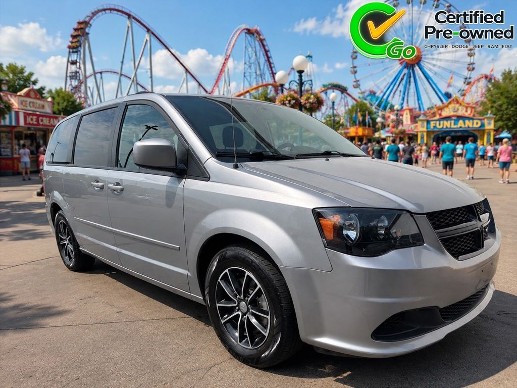 2016 Dodge Grand Caravan SE Plus's photo
