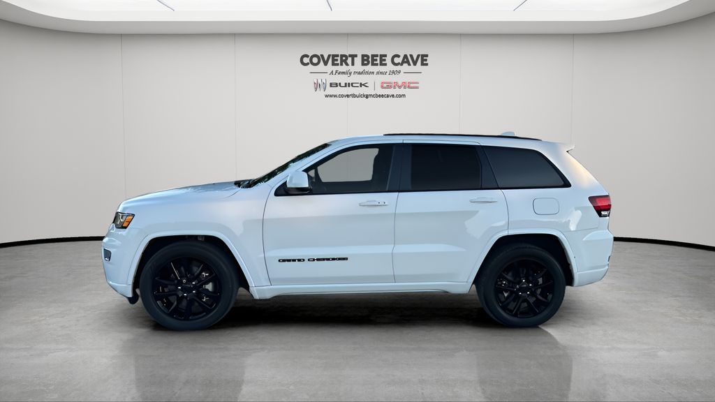 Used Car 2021 Jeep Grand Cherokee  Laredo X For Sale Under $25,000 In Austin, Texas