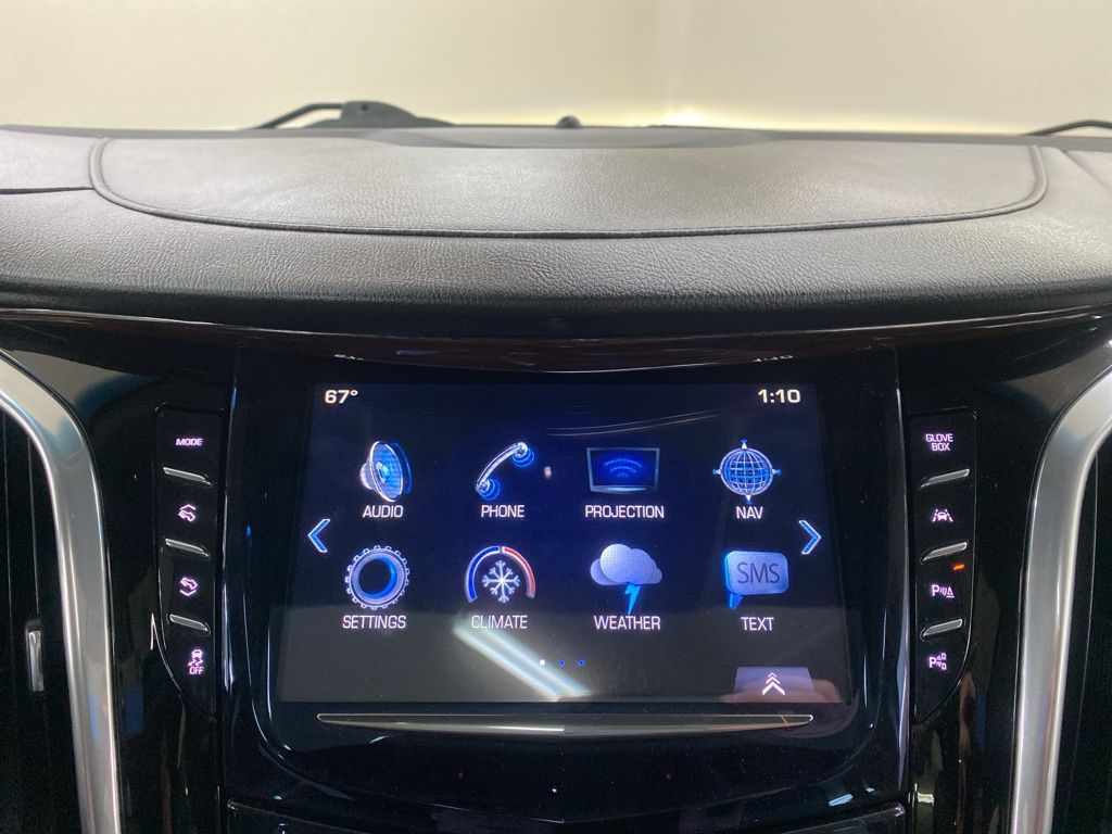 2020 Cadillac Escalade Luxury photo