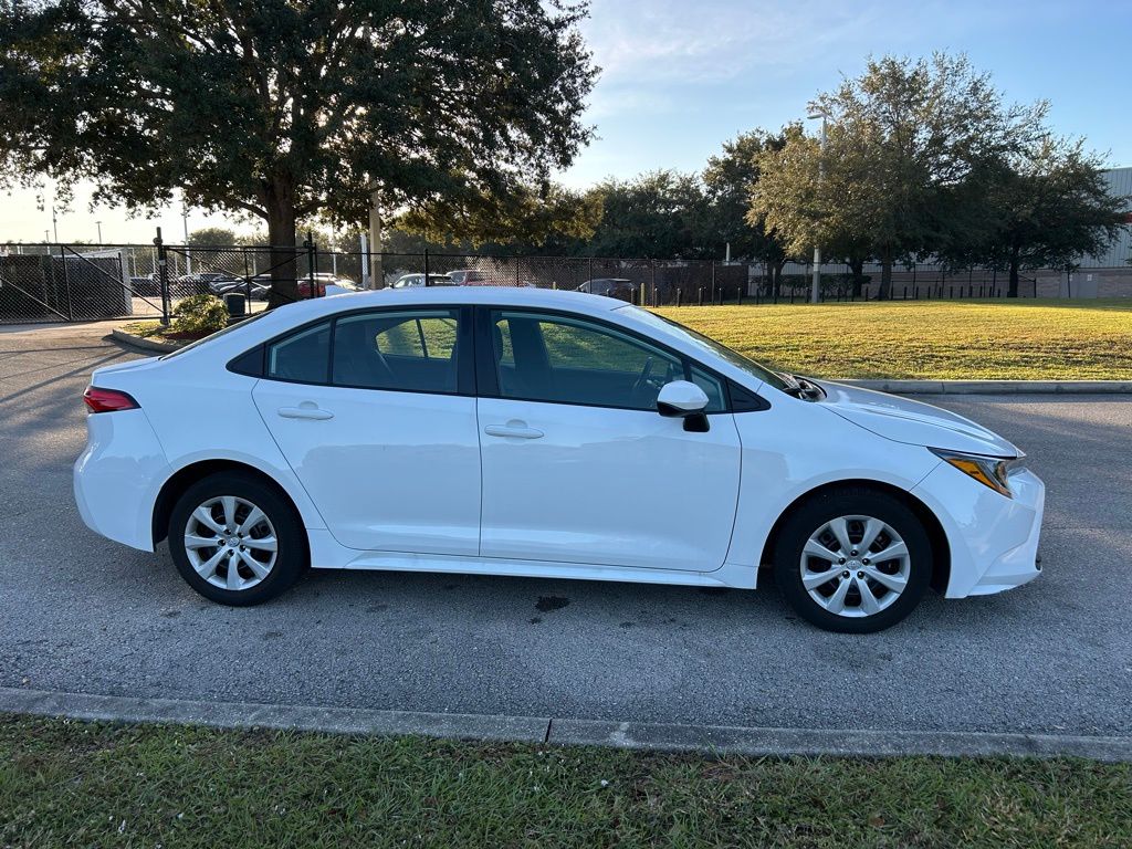 Thumbnail: 2024 Toyota Corolla - 6