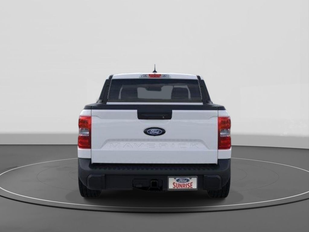 New 2026 Ford Maverick XL 4D Crew Cab