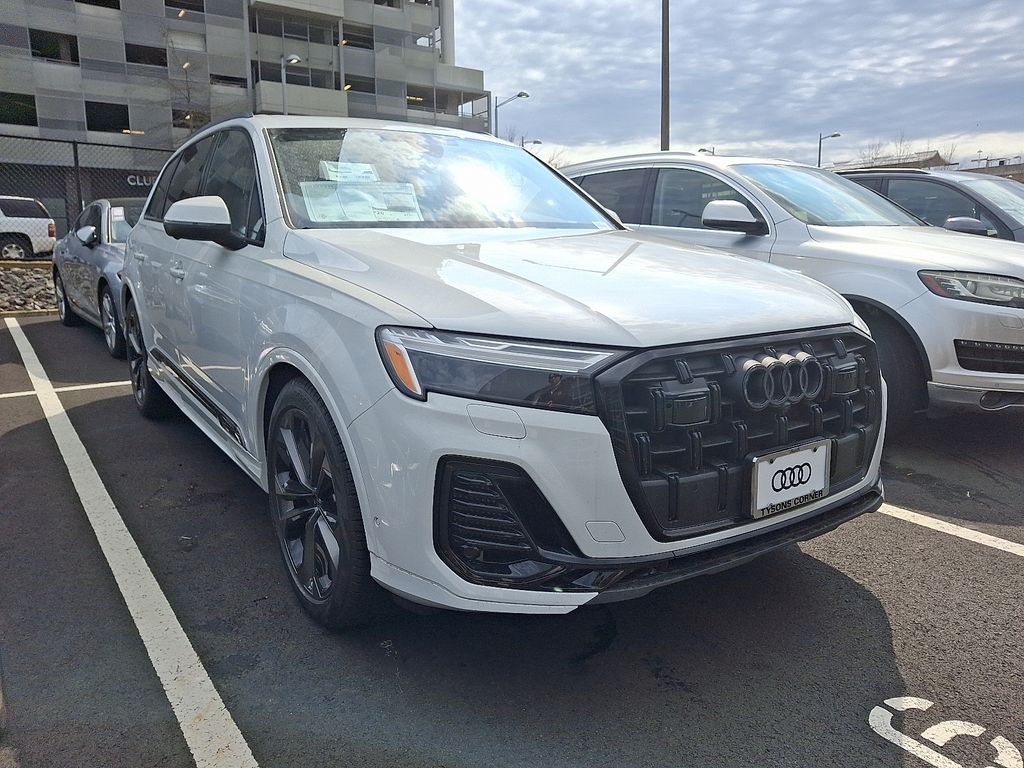 Thumbnail: 2026 Audi Q7 - 3