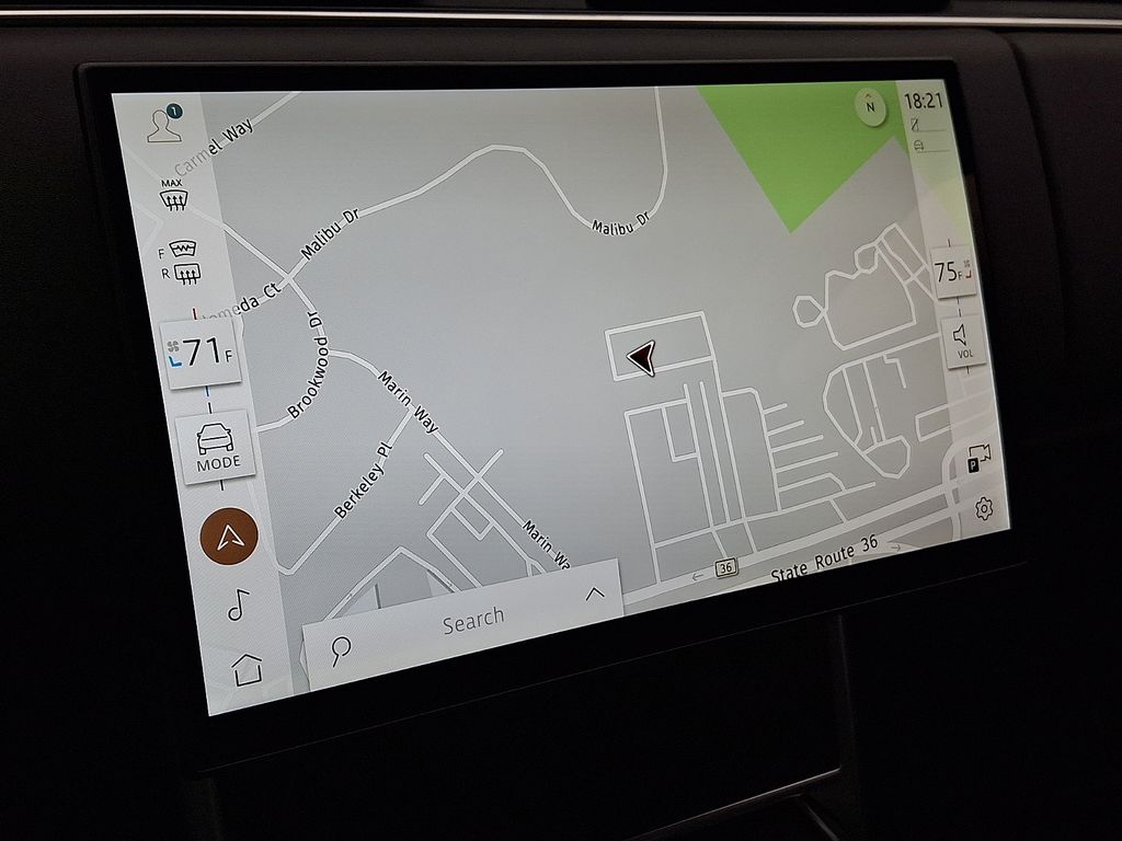 Thumbnail: 2026 Land Rover Range Rover - 16