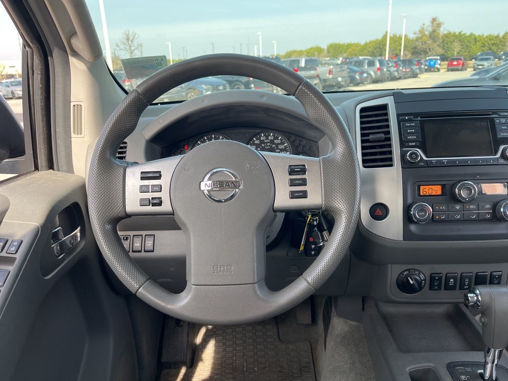 Thumbnail: 2015 Nissan Frontier - 15