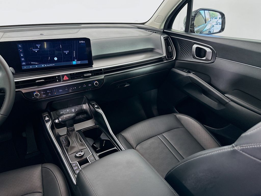 Thumbnail: 2025 Kia Sorento - 23