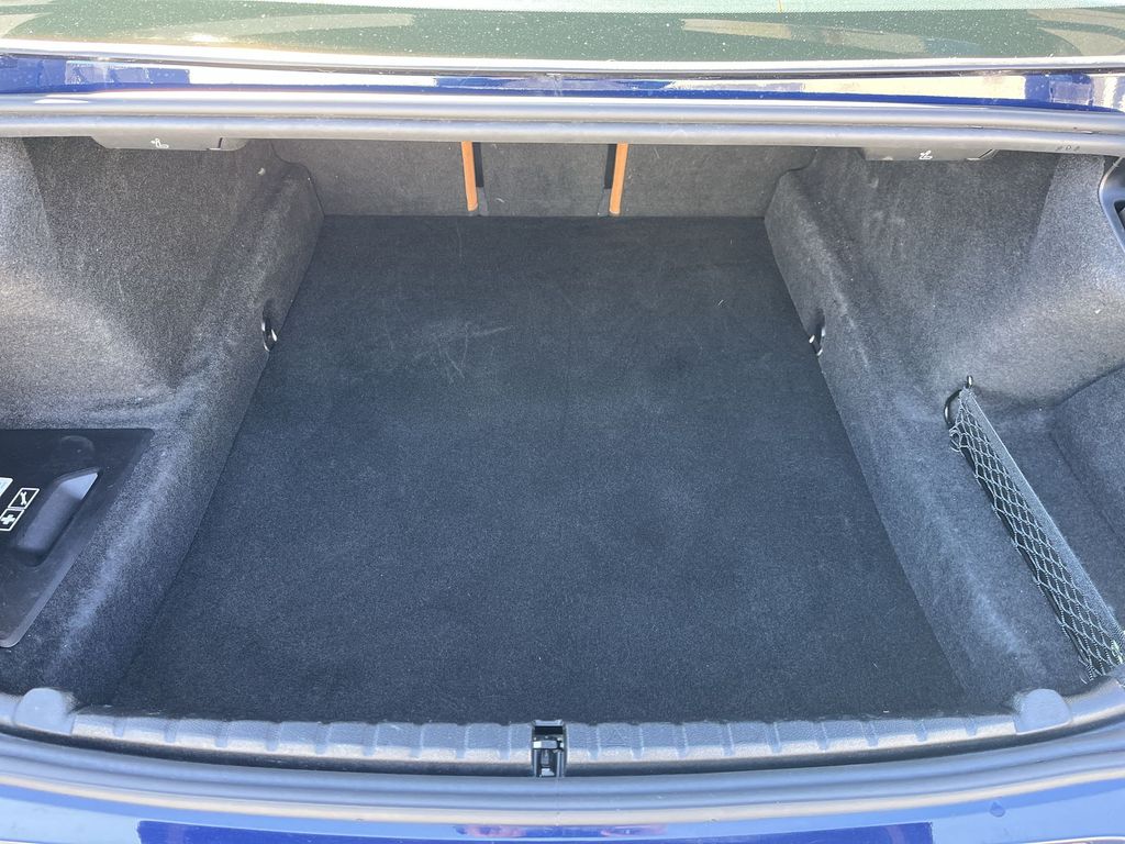 Thumbnail: 2022 BMW 8 Series - 25