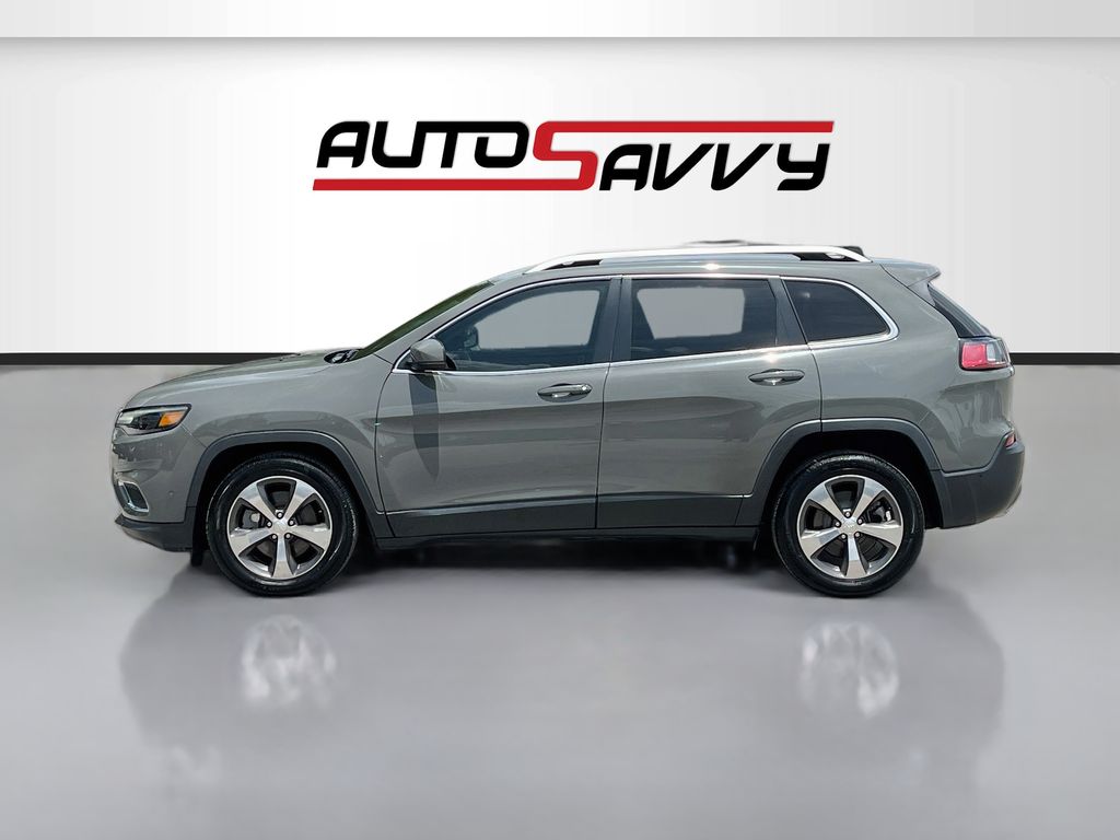 Used 2019 Gray Jeep Limited image 4