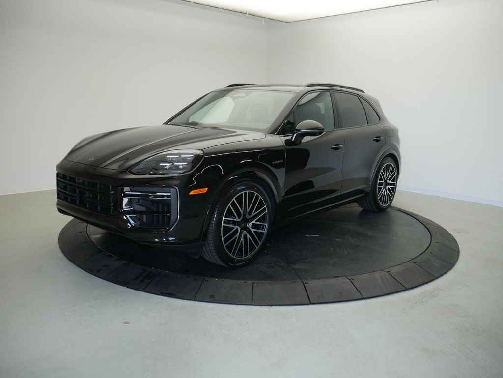 Thumbnail: 2026 Porsche Cayenne - 1