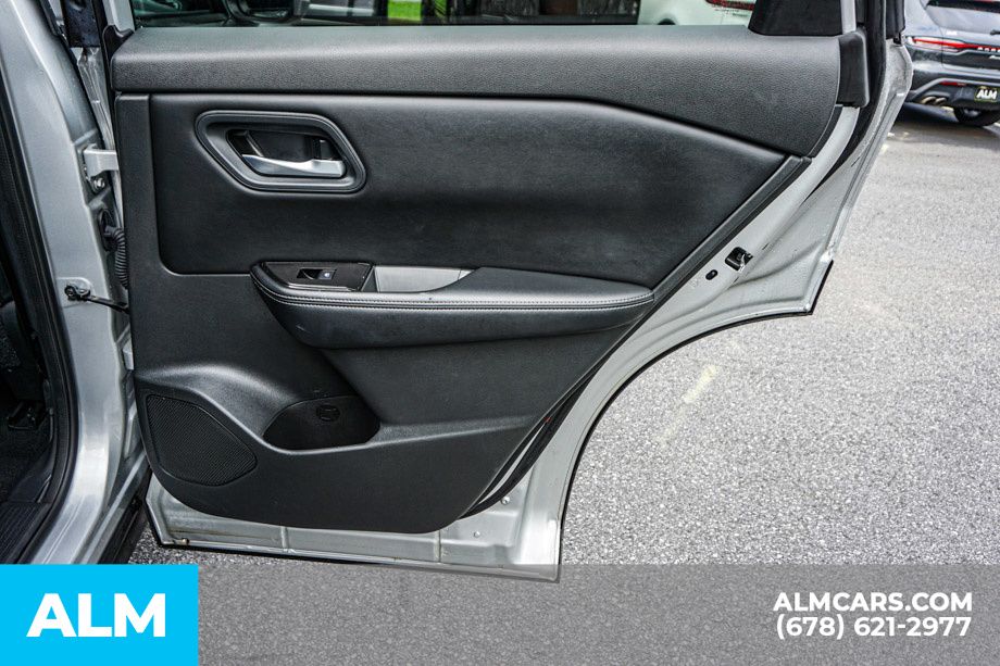 Used 2025 Silver Nissan SV image 51