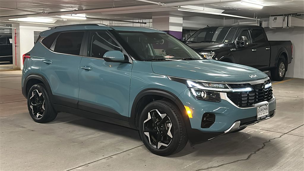 2024 Kia Seltos EX AWD