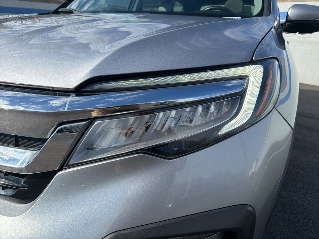 Thumbnail: 2019 Honda Pilot - 9