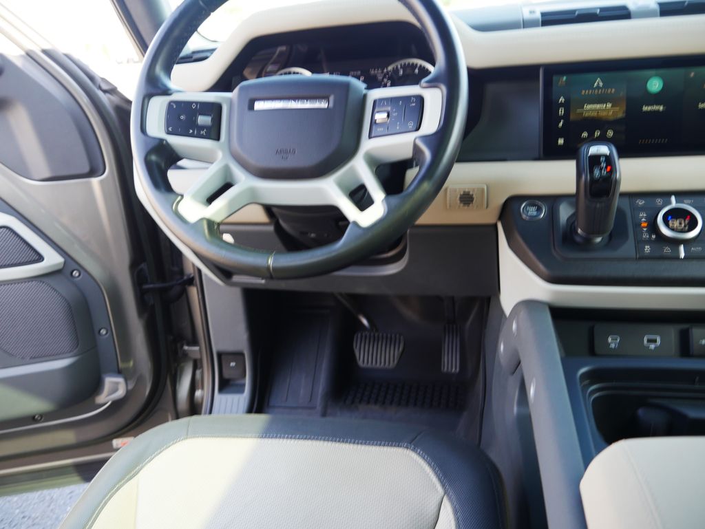 Thumbnail: 2023 Land Rover Defender - 28