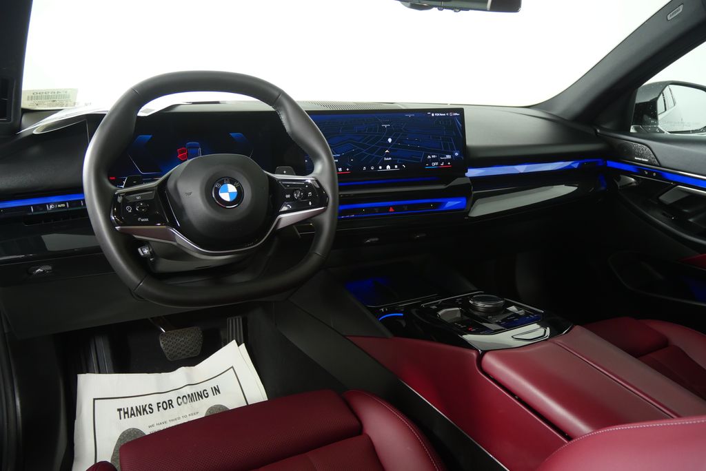 Thumbnail: 2025 BMW 5 Series - 17