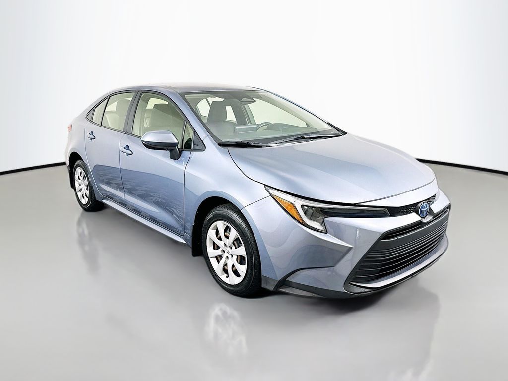 Thumbnail: 2024 Toyota Corolla - 3