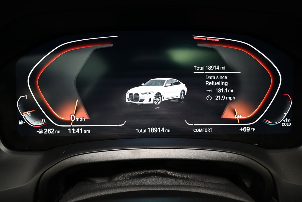 Thumbnail: 2023 BMW 4 Series - 26