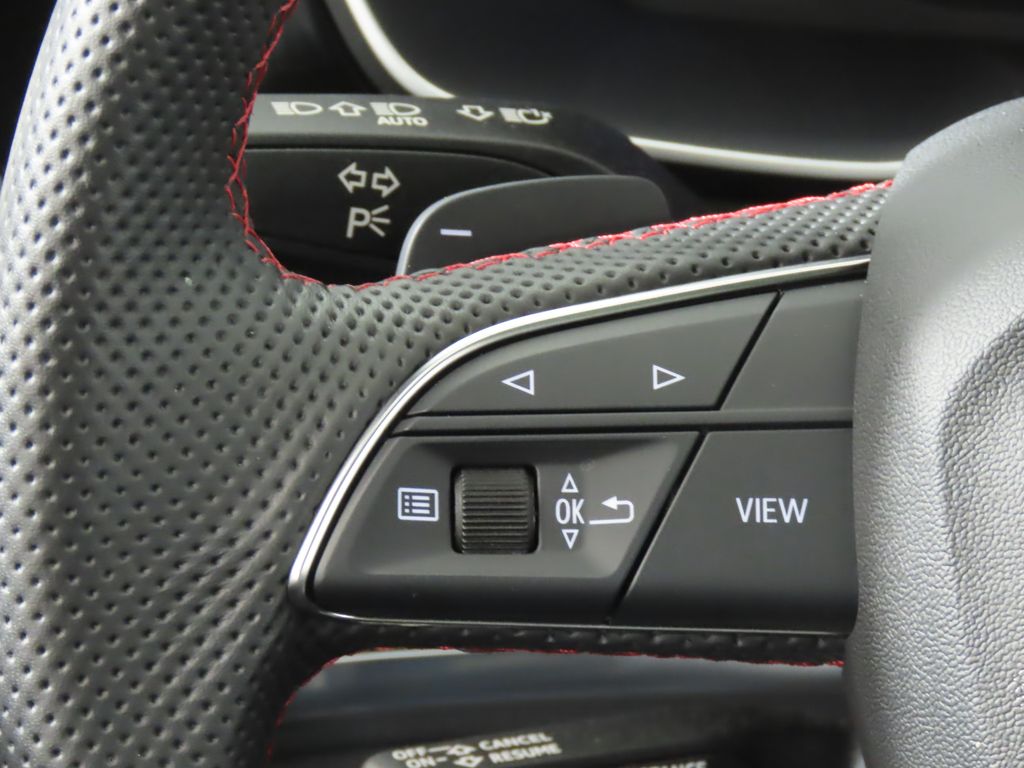 Thumbnail: 2025 Audi Q3 - 17