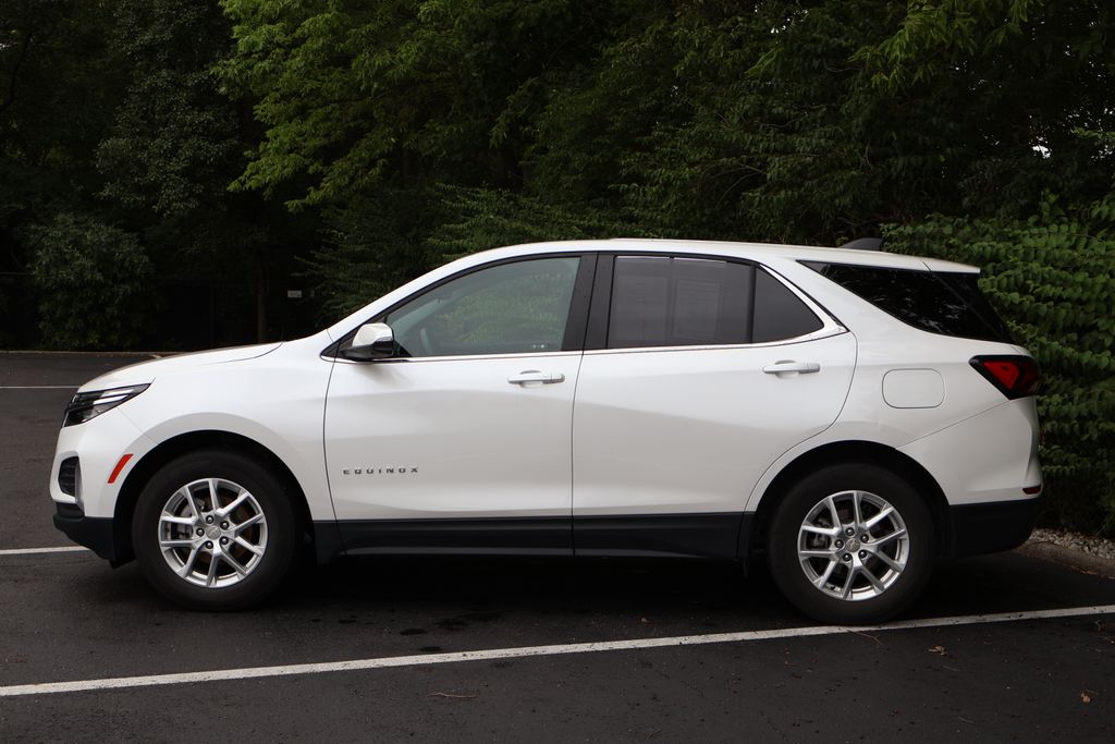 Thumbnail: 2023 Chevrolet Equinox - 4