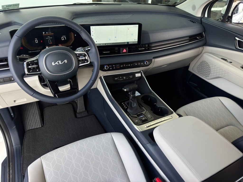 2026 Kia Carnival EX White at Community Kia