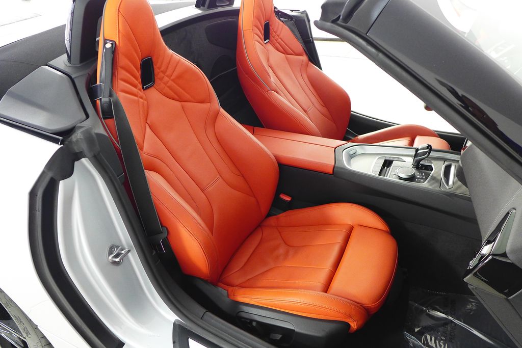Thumbnail: 2022 BMW Z4 - 22