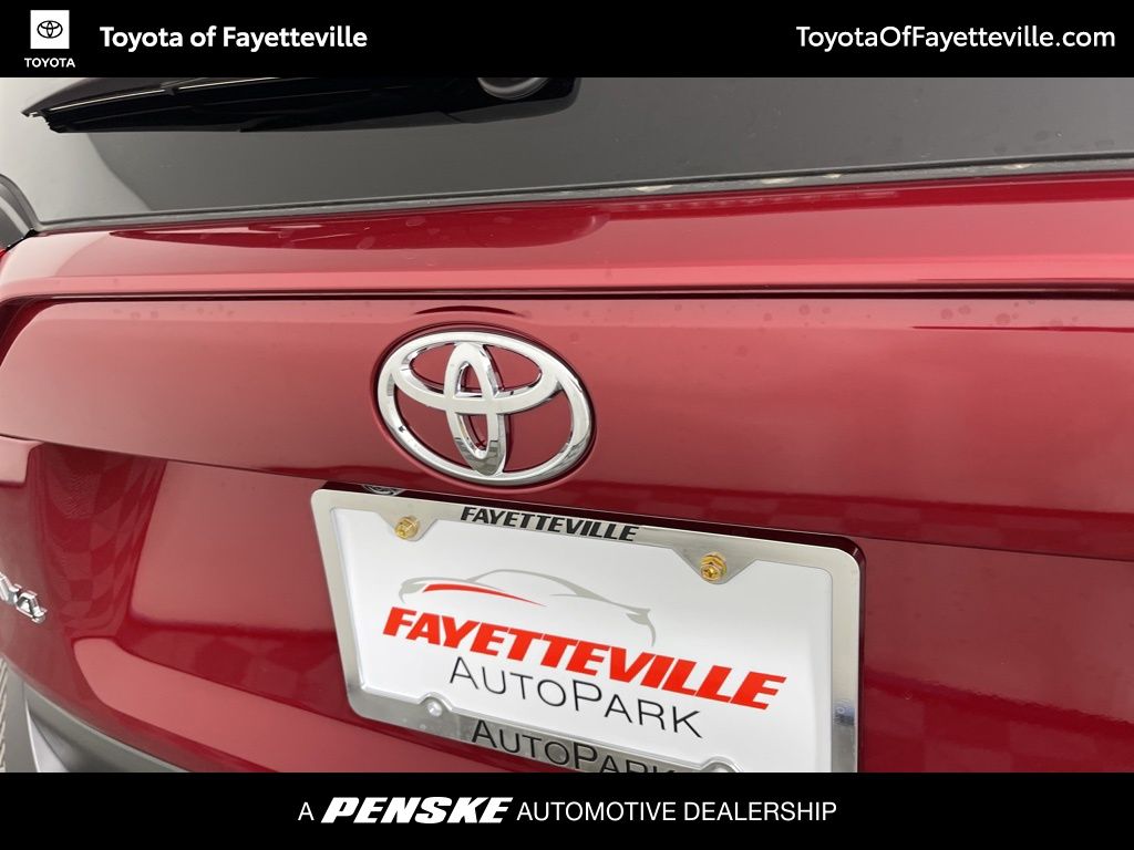 Thumbnail: 2025 Toyota RAV4 - 17