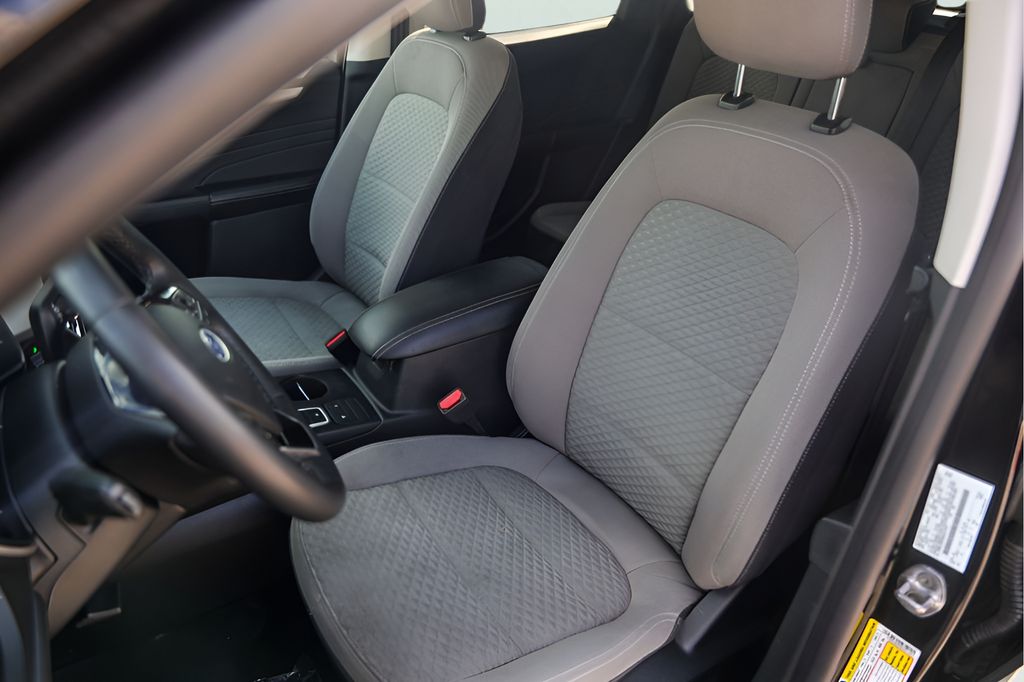 Used Car 2022 Ford Escape  Se For Sale Under $20,000 In Austin, Texas