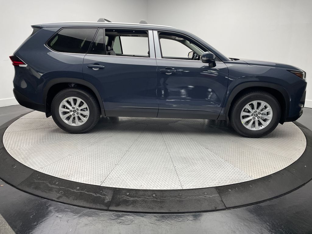 Thumbnail: 2025 Toyota Grand Highlander - 4
