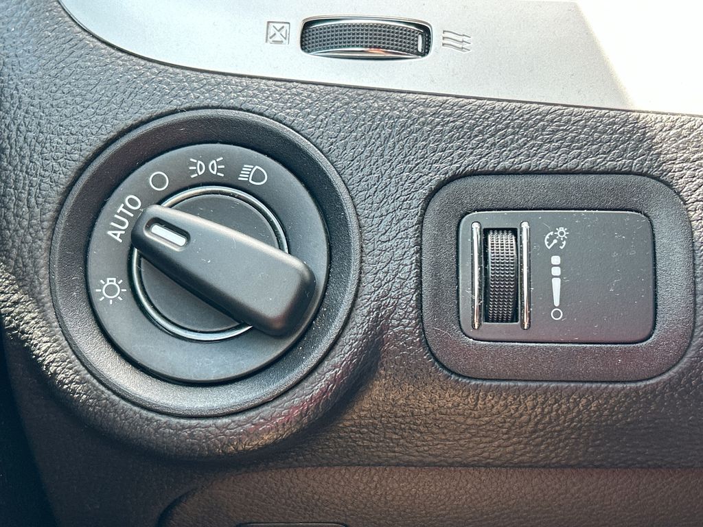 Thumbnail: 2016 Dodge Journey - 18