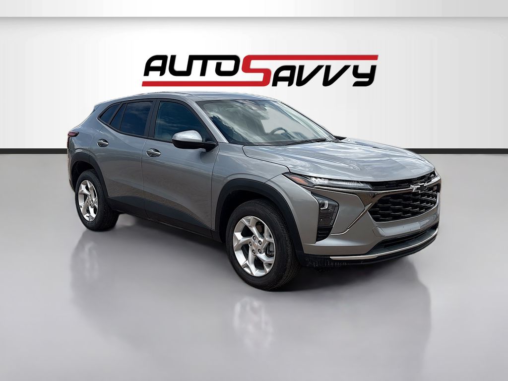 2026 Chevrolet Trax LS's photo
