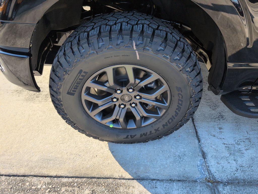 New 2026 Black Ford Tremor image 17