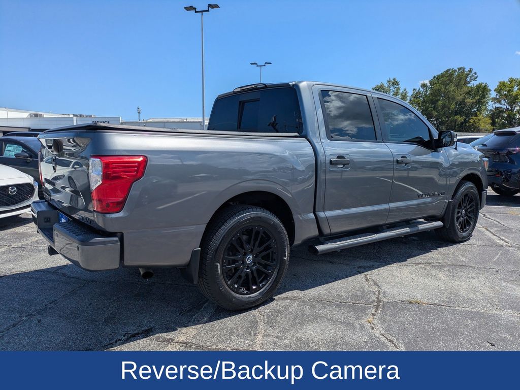 2019 Nissan TITAN SV